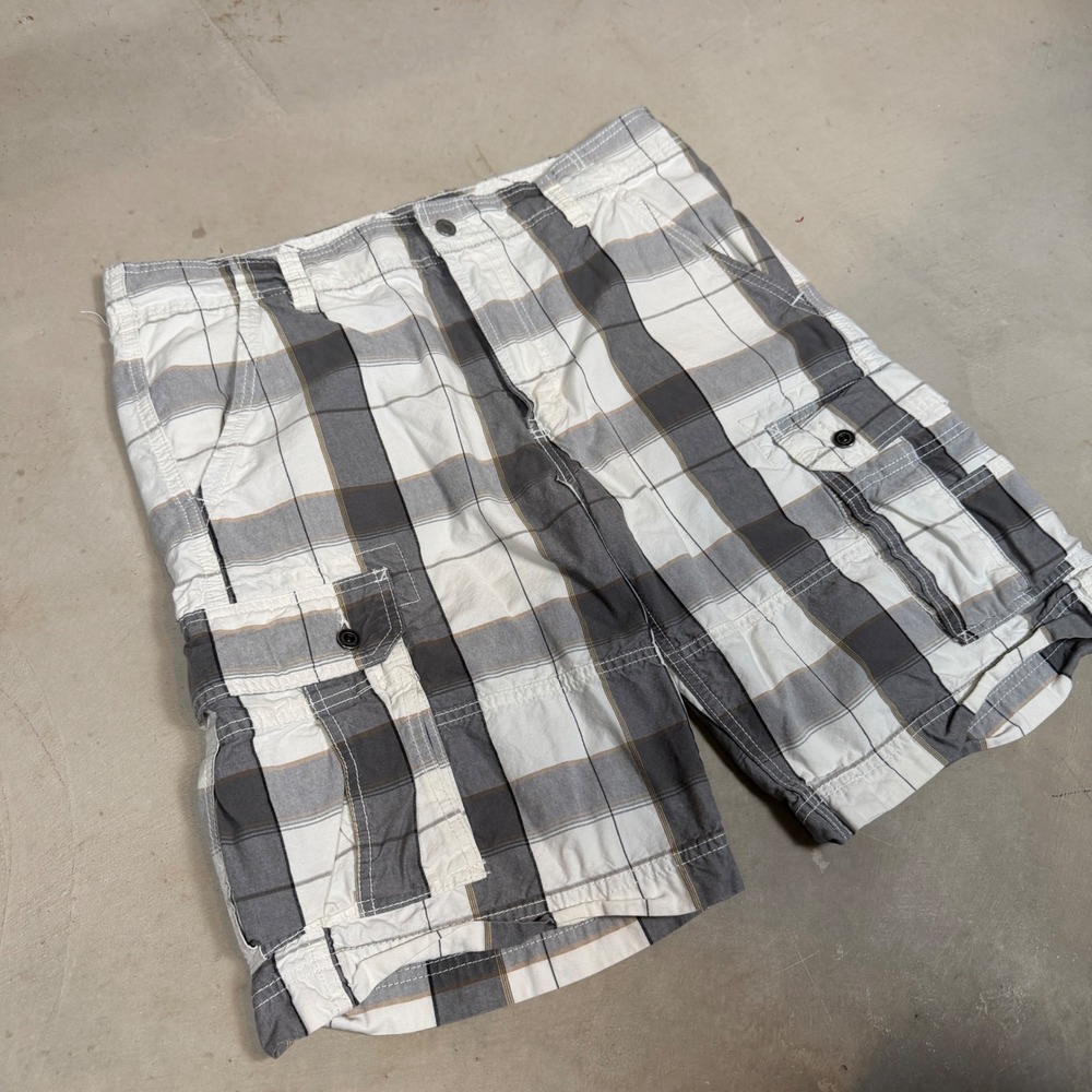 Levis Mens Plaid Cargo Shorts Grey White Cotton Size 36 Relaxed Fit 5410031